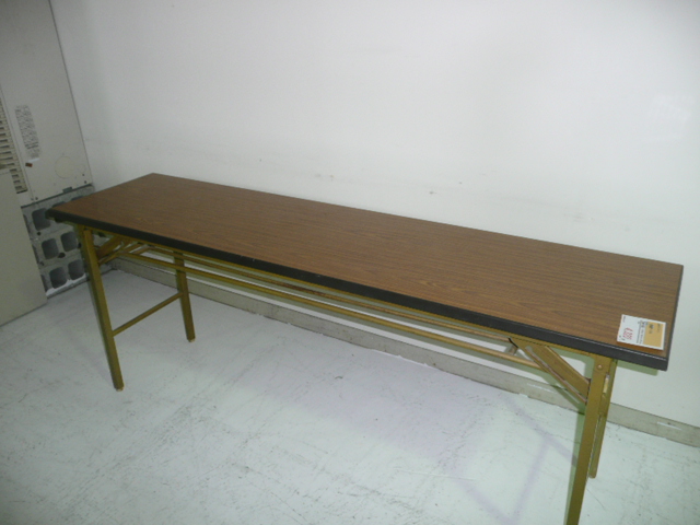 中古オフィス家具の会議テーブル＆折畳椅子のご案内ヽ(=´▽`=)ﾉ