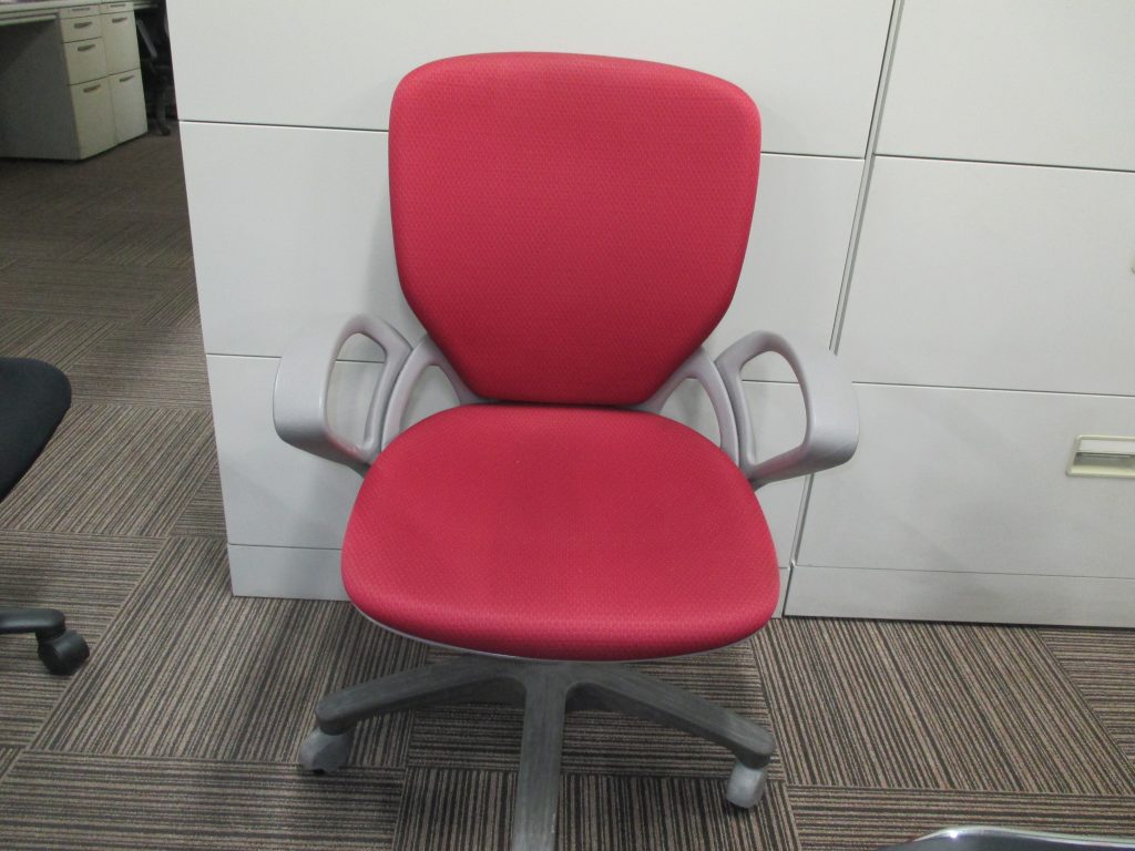 中古プレーゴチェア