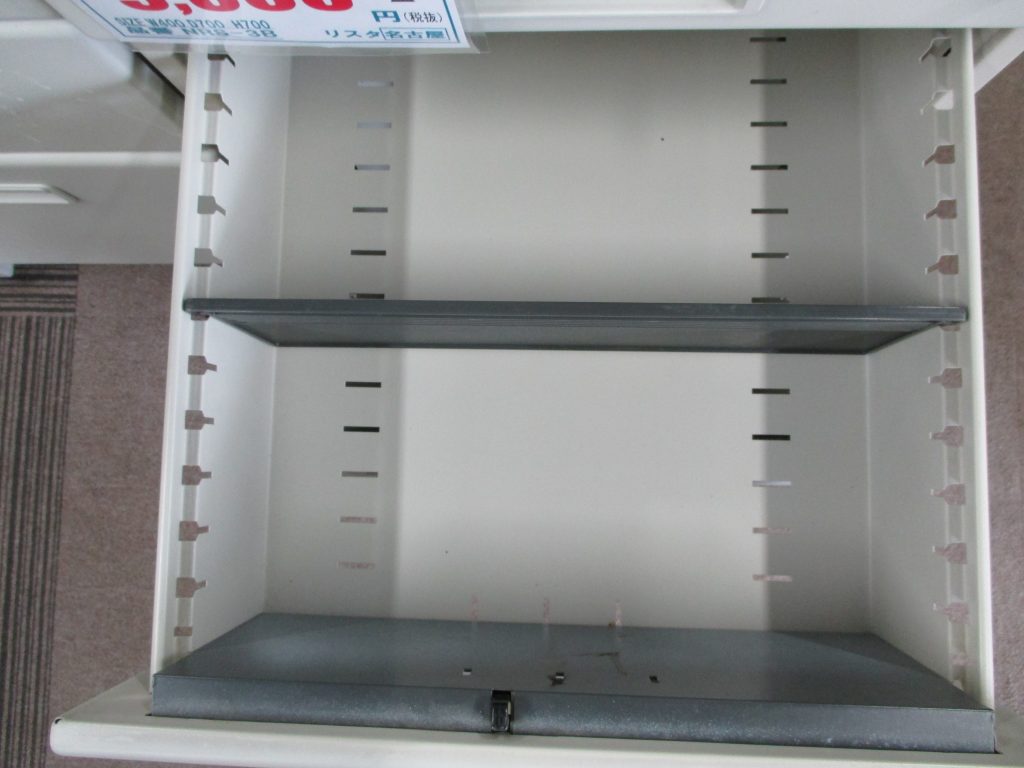 中古脇机３段の引き出し