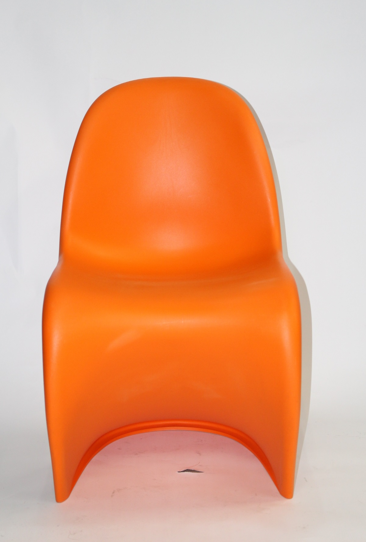 ヴィトラ（Vitra）パントンチェア(Panton　Chair）のご紹介です！＊中古＊