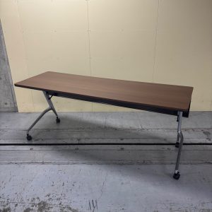 【中古】早い者勝ち！残り1台のキャスターテーブルをご紹介★